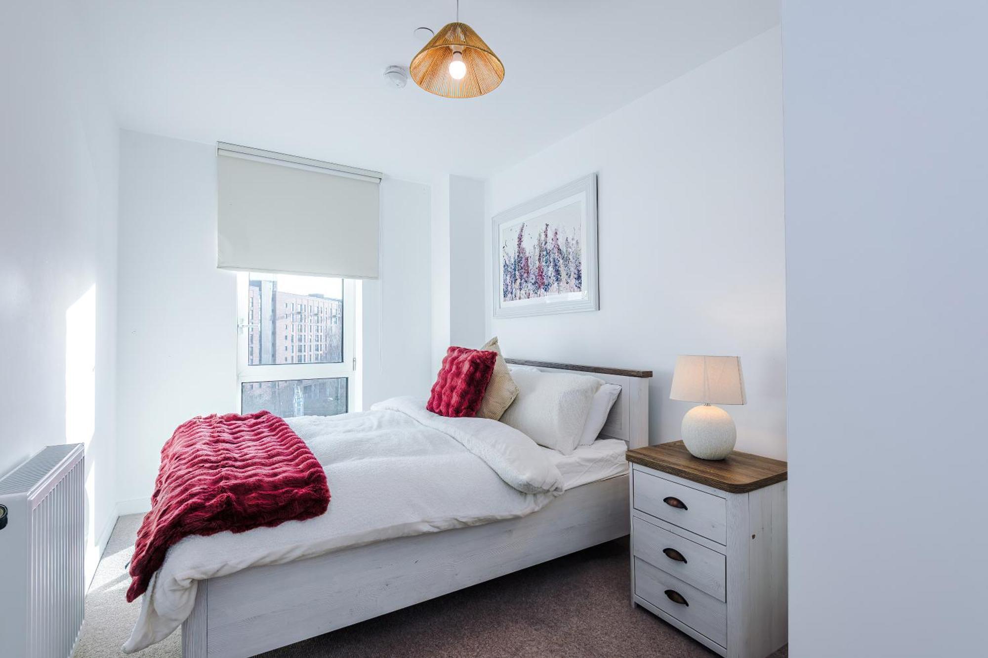 Apartment Free Parking, Centre 3bed Apartment, Balcony With Amazing Views, Sleeps 6 Manchester