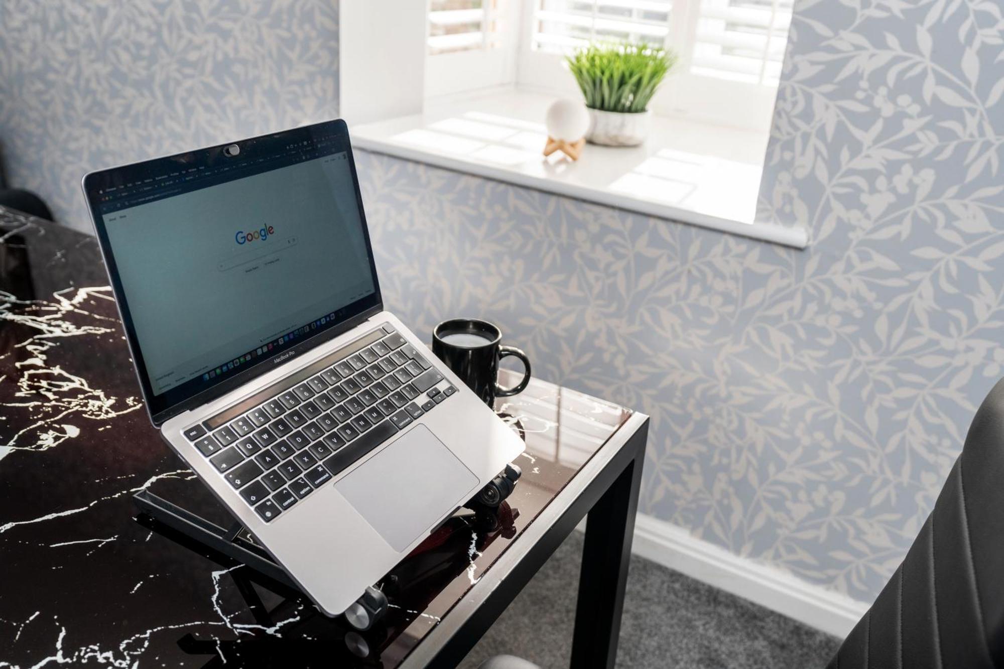 Cozy 2 Bed - Unlimited Wi-fi - Free Parking - Sleeps 6 - By Old Trafford