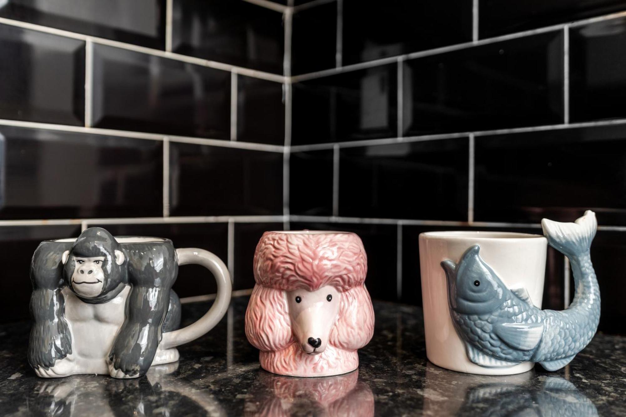 Cozy 2 Bed - Unlimited Wi-fi - Free Parking - Sleeps 6 - By Old Trafford Manchester