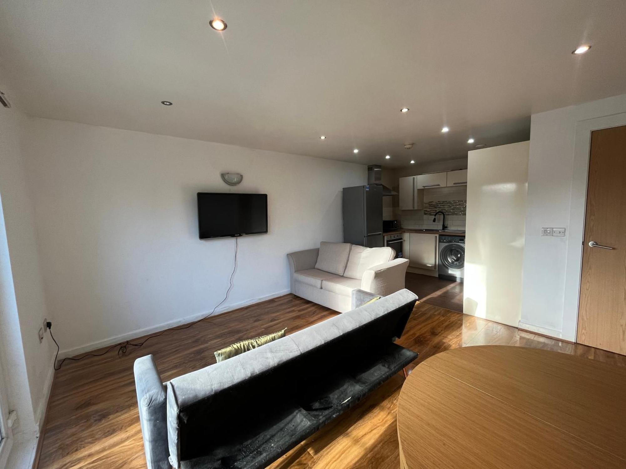 Cosy 2 Bedroom Apartment In Manchester *