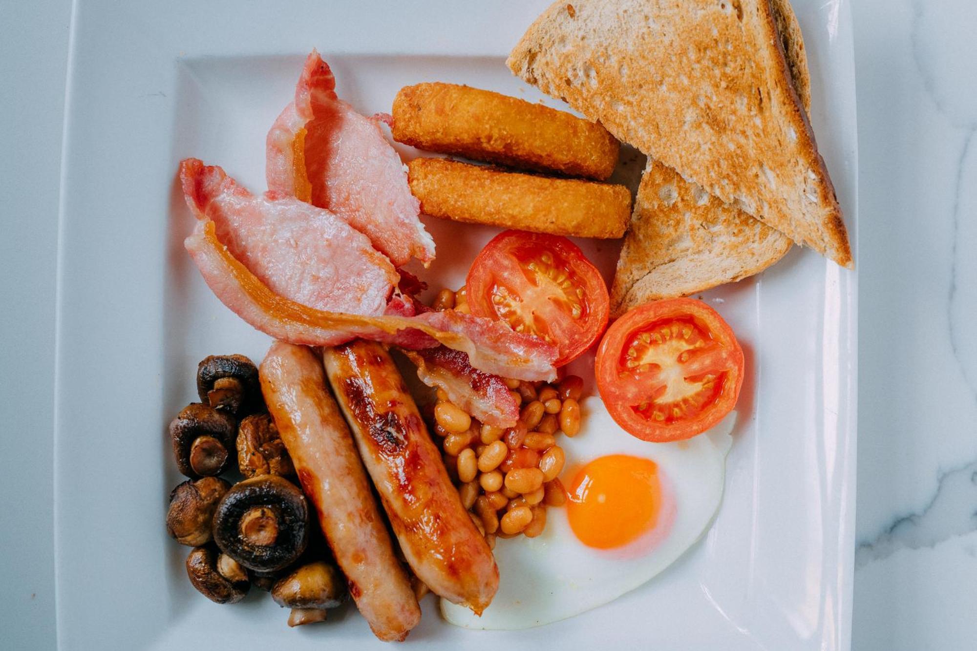 Mitre Centre Hotel 3*