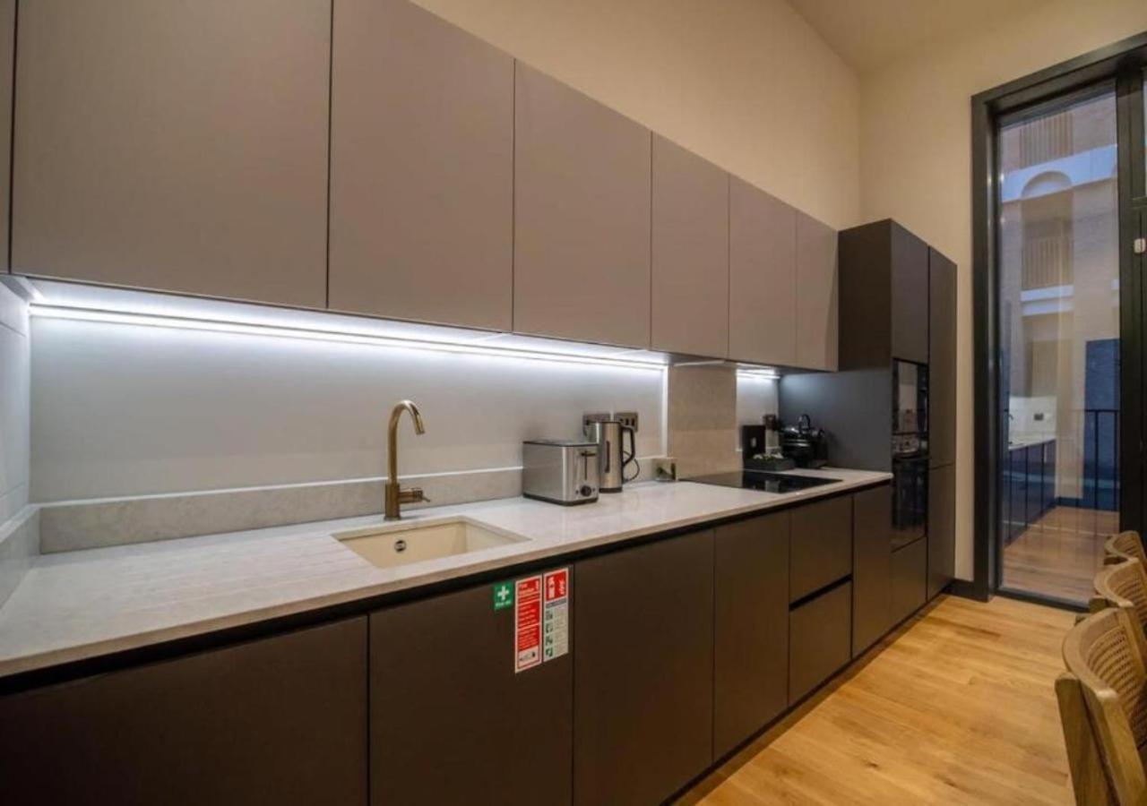 Bauhaus By The Heim Residences Holiday home *