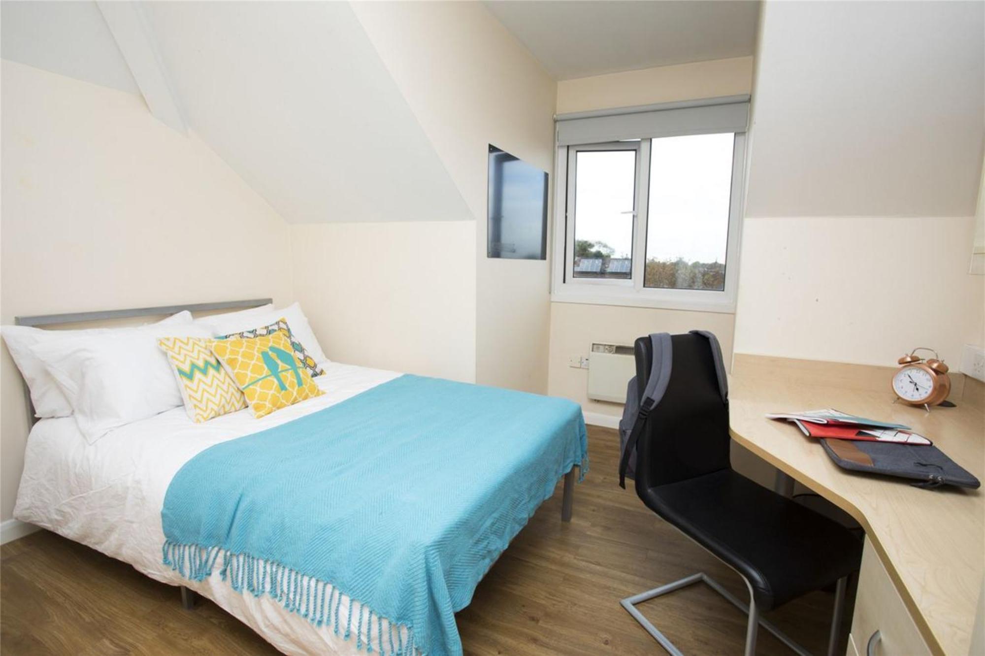 Heald Court Student Only, Ensuite At Manchester