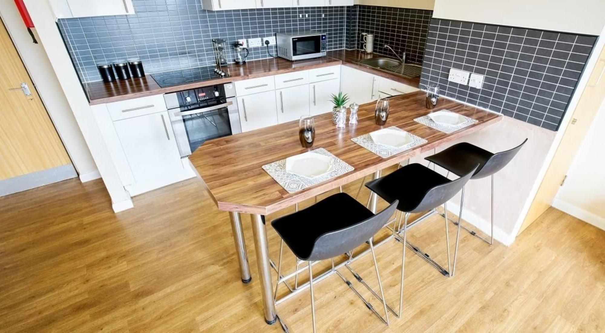 Apartment Heald Court Student Only, Ensuite At Manchester
