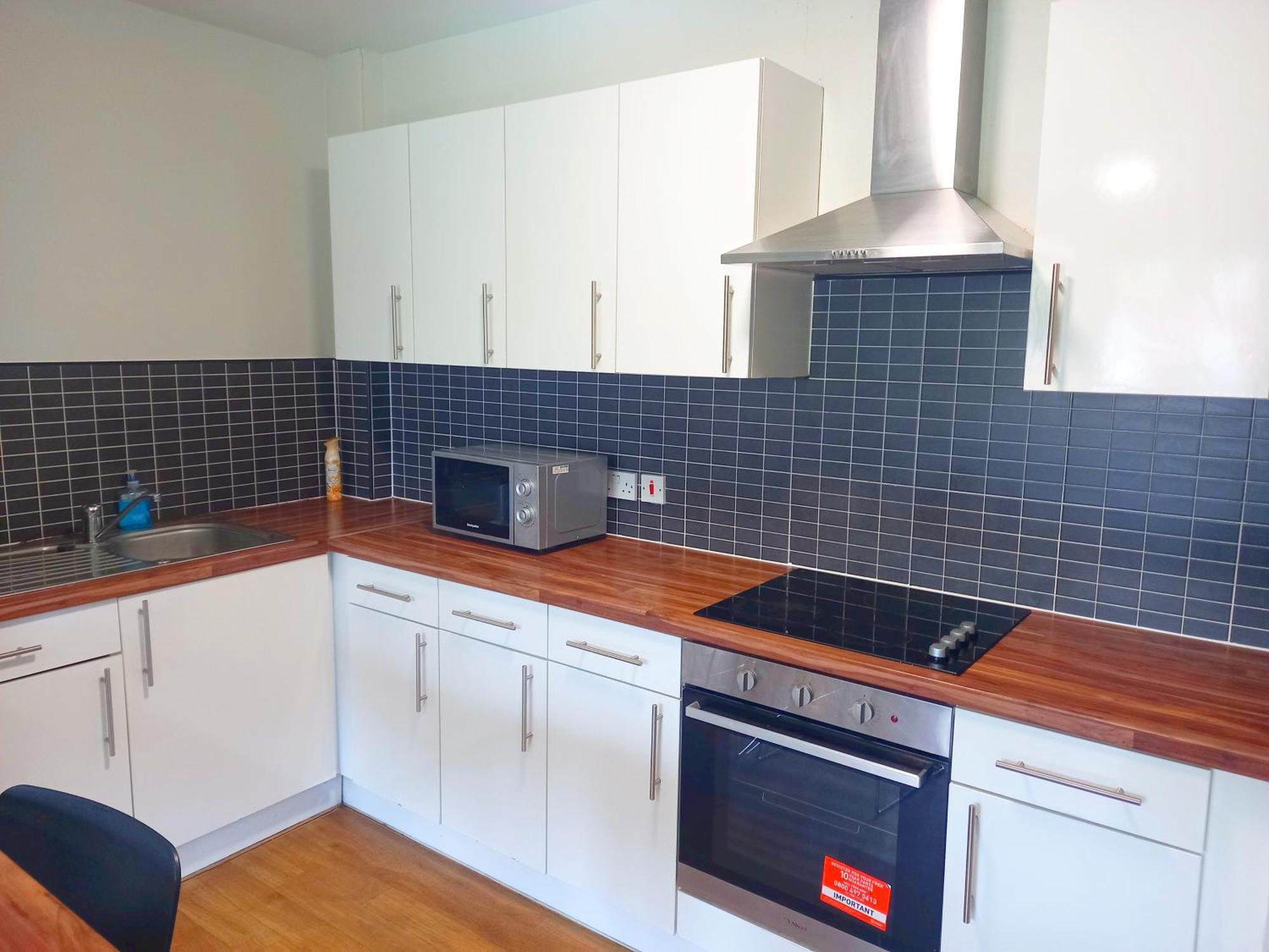 Heald Court Student Only, Ensuite At Apartment *