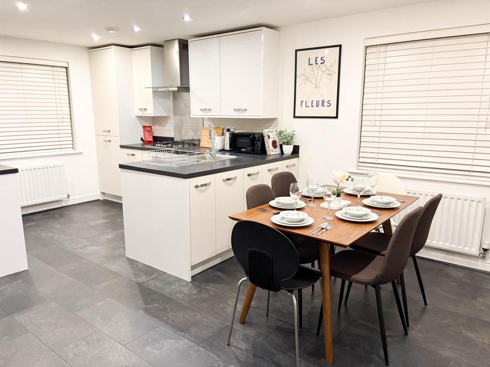 New Near Etihad & Coop Live Holiday home