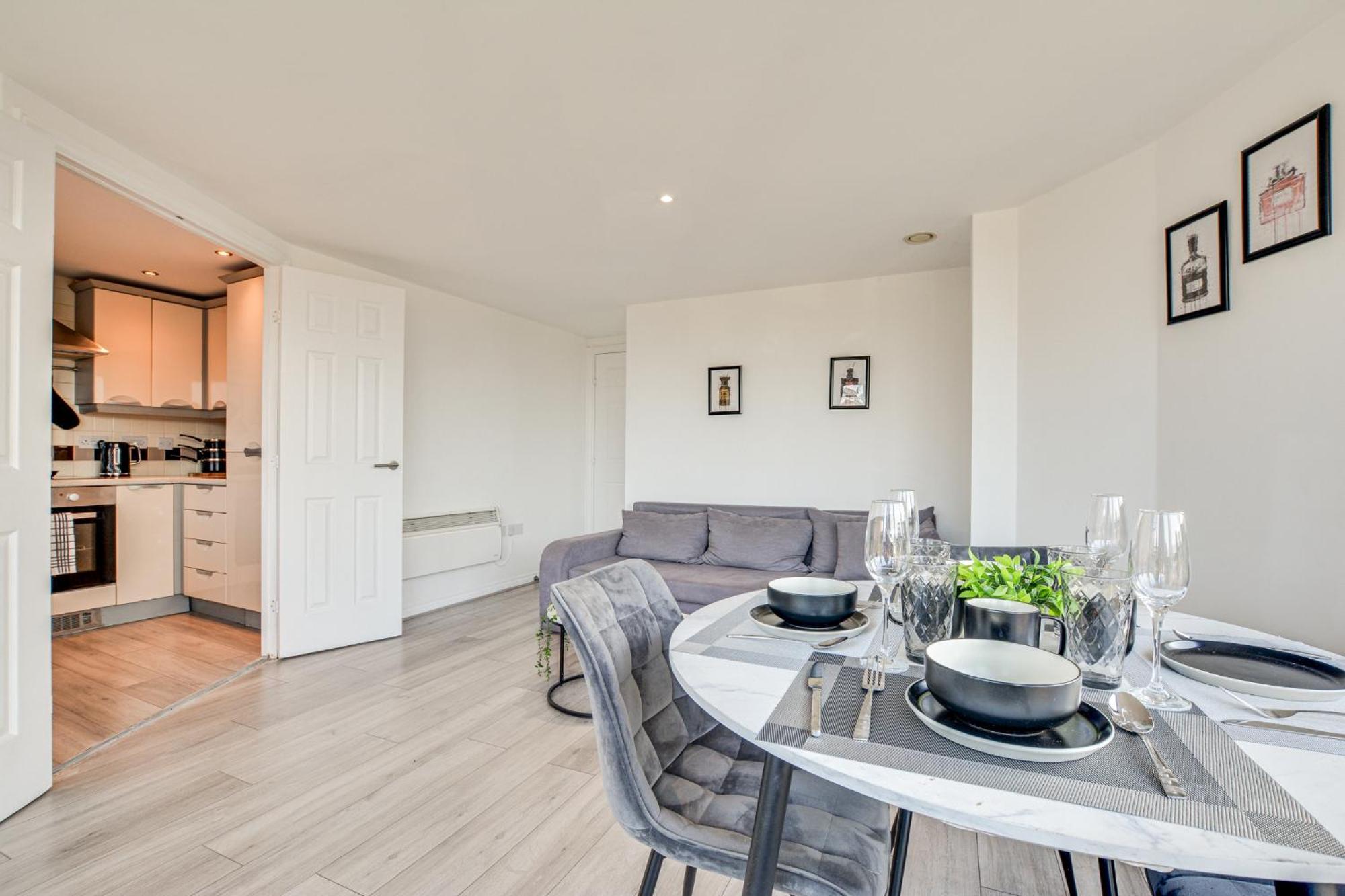 Apartment New Stylish Free Parking Sleeps 5 Or 6 Manchester