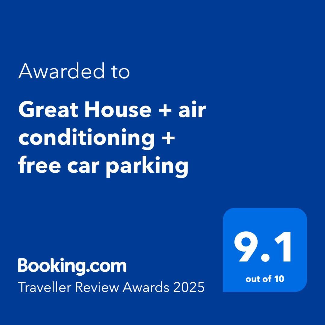 Great House + Air Conditioning + Free Car Parking * Manchester