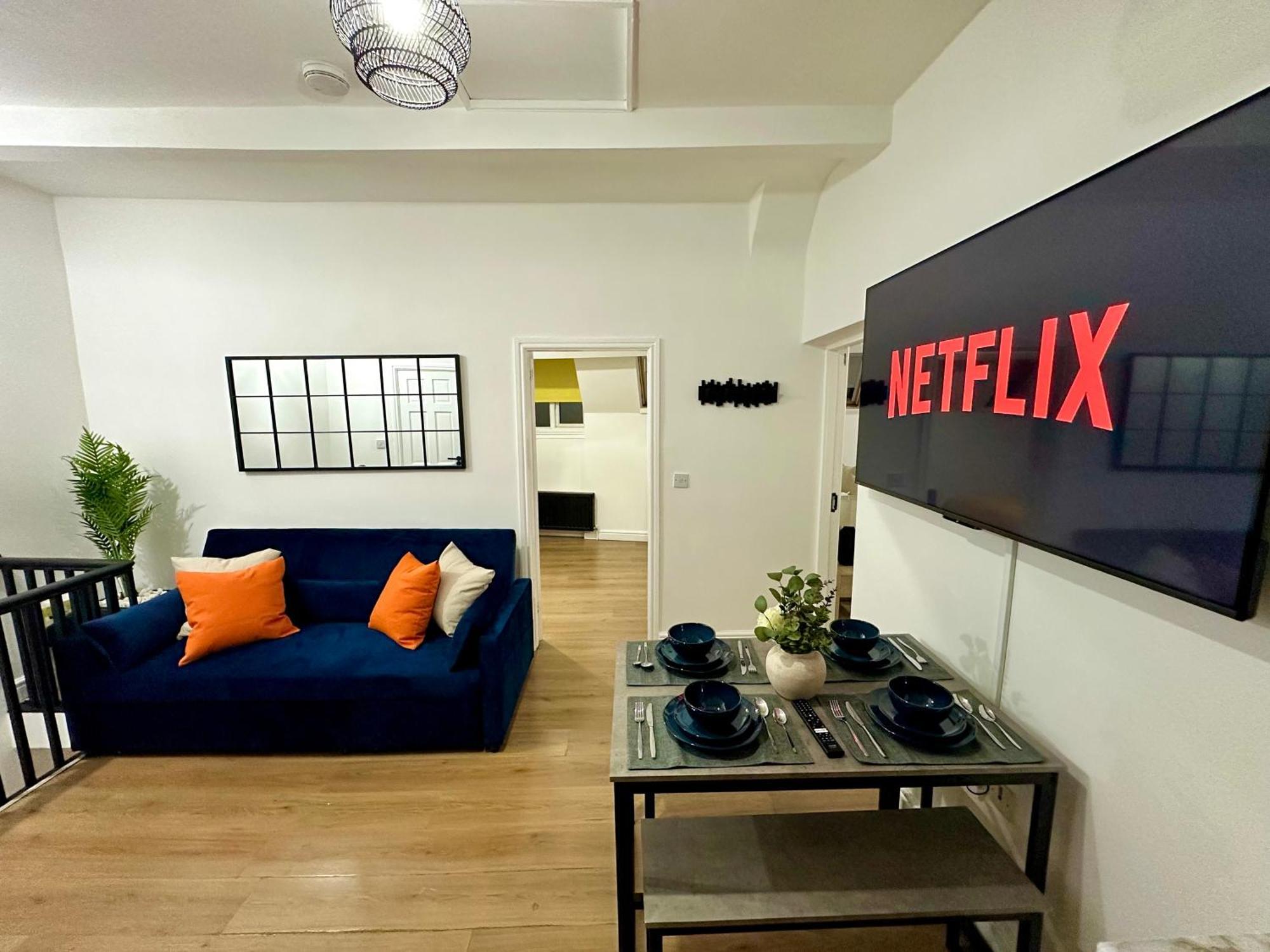 Stylish Old Trafford 2br Apartment, Free Parking, Near Stadium & Centre Apartment Manchester