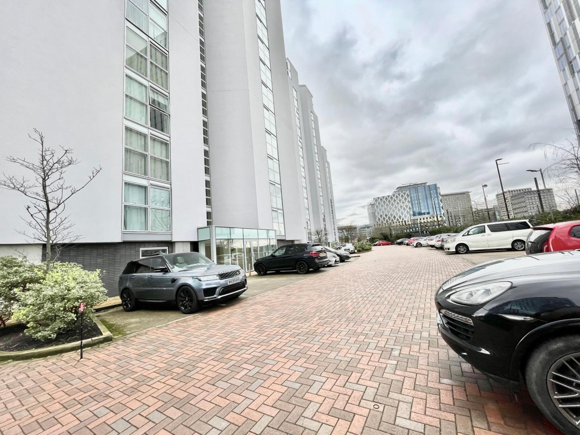 Market Street In Apartment Manchester