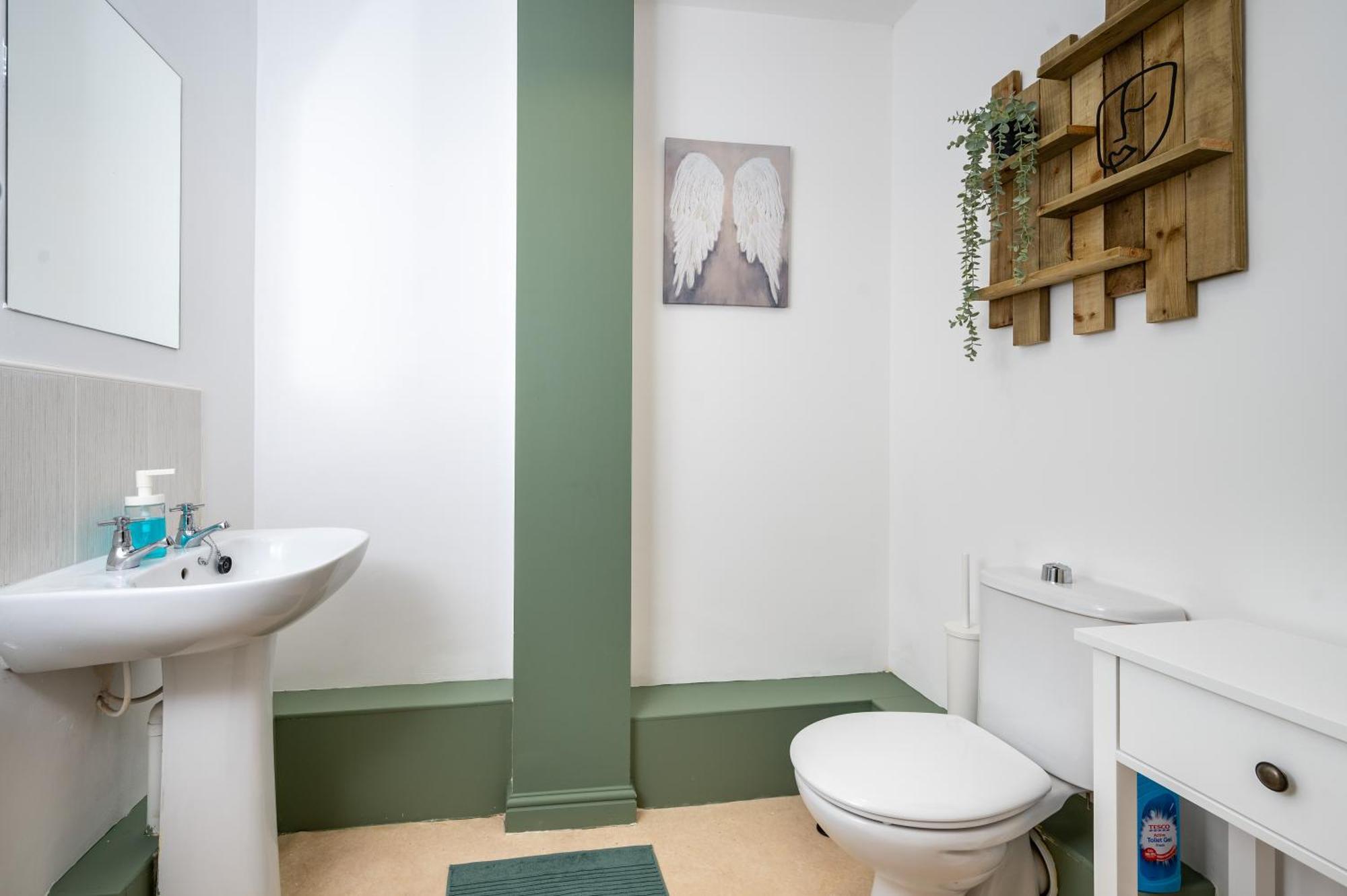 The Cosy Corner Centre House