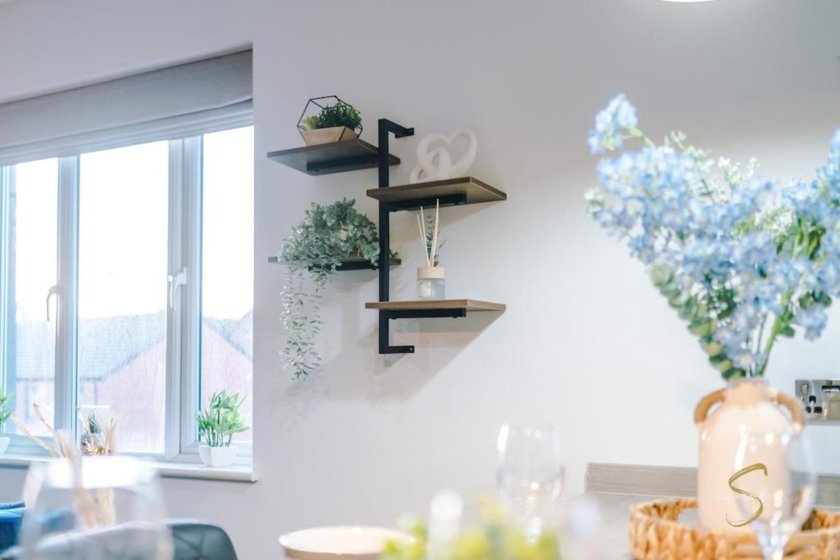 Modern 2bed Gem - Mcr - Etihad & Centre - Contractors Hub - Parking Apartment Manchester