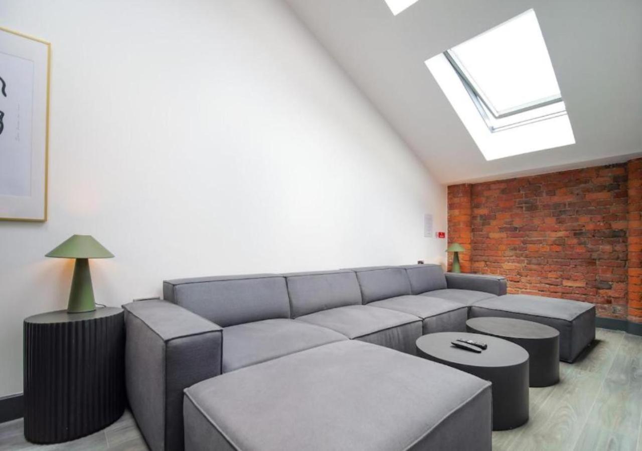 Apartment Azure By The Heim Residences Manchester