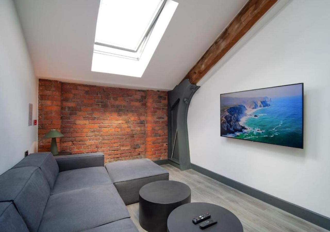 Azure By The Heim Residences