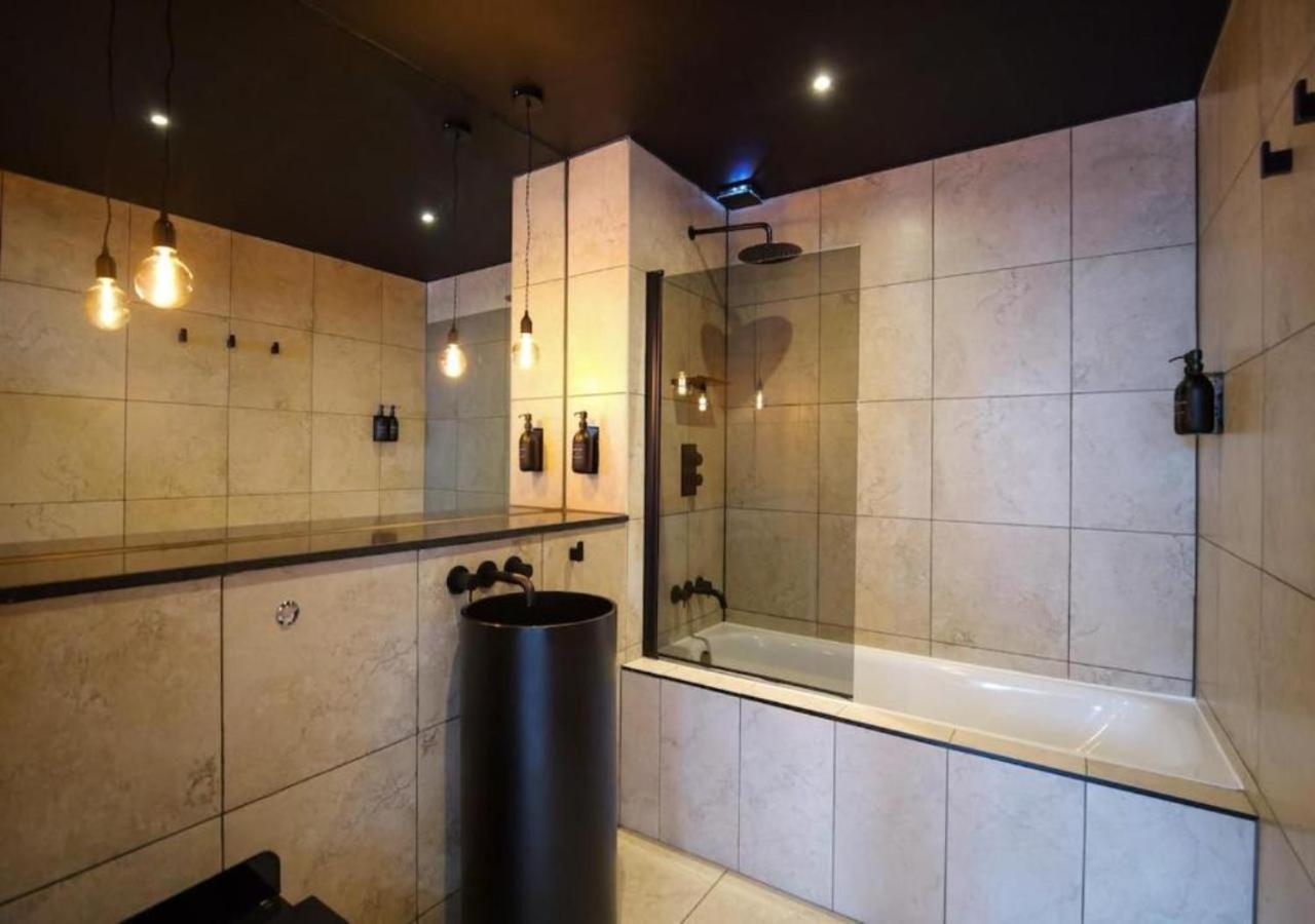 Azure By The Heim Residences *