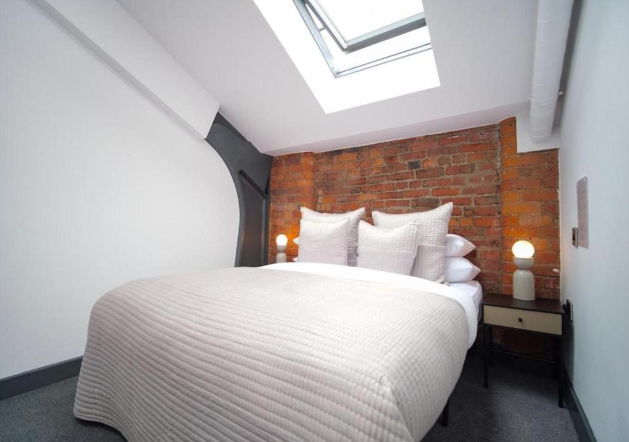Apartment Azure By The Heim Residences Manchester