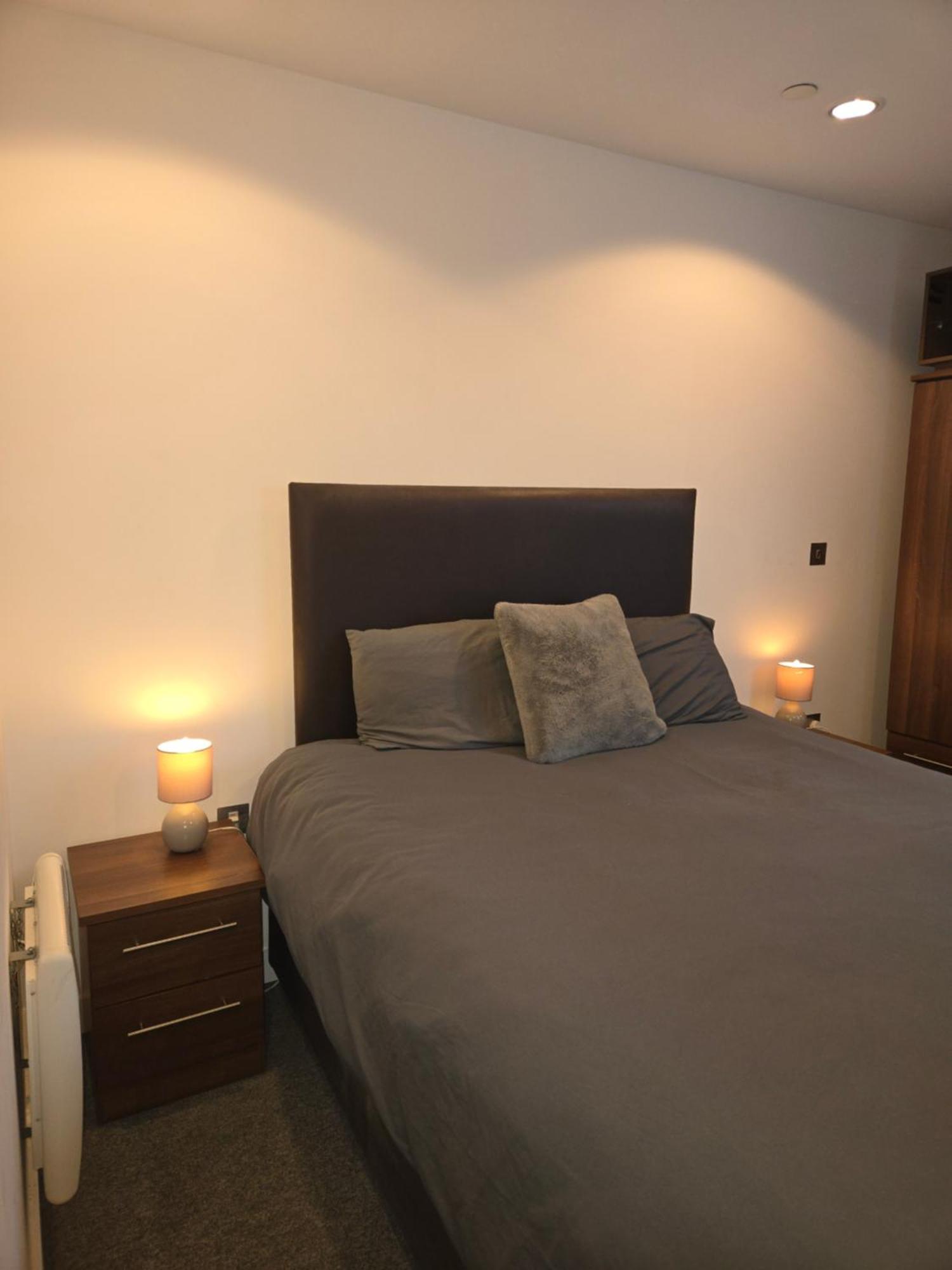 Lovely One Private Bedroom