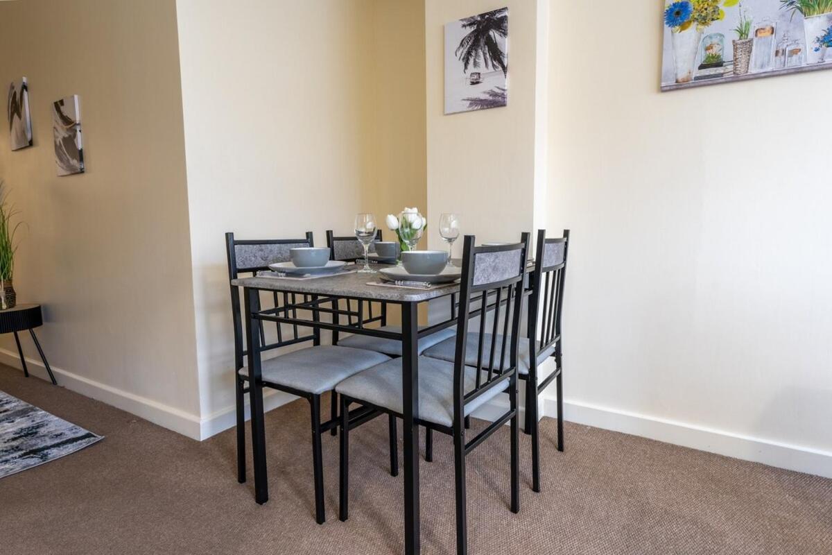 Plumtree Apartment *