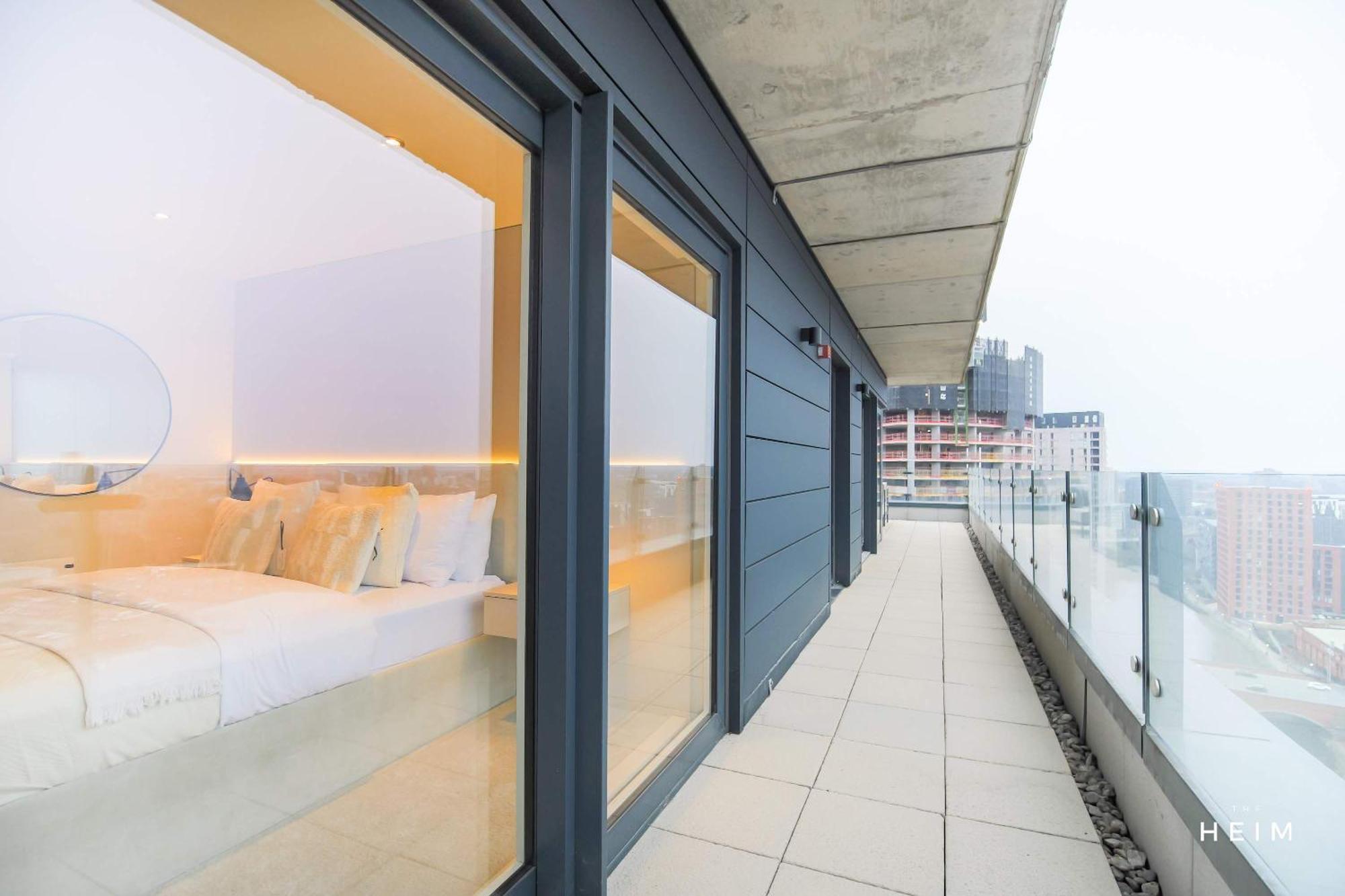 Apartment Altitude By The Heim Residences