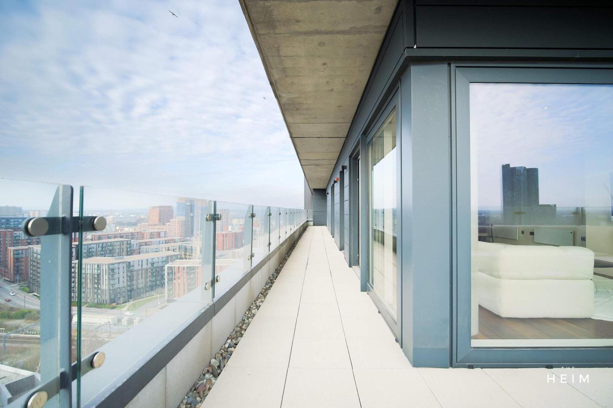 Apartment Altitude By The Heim Residences