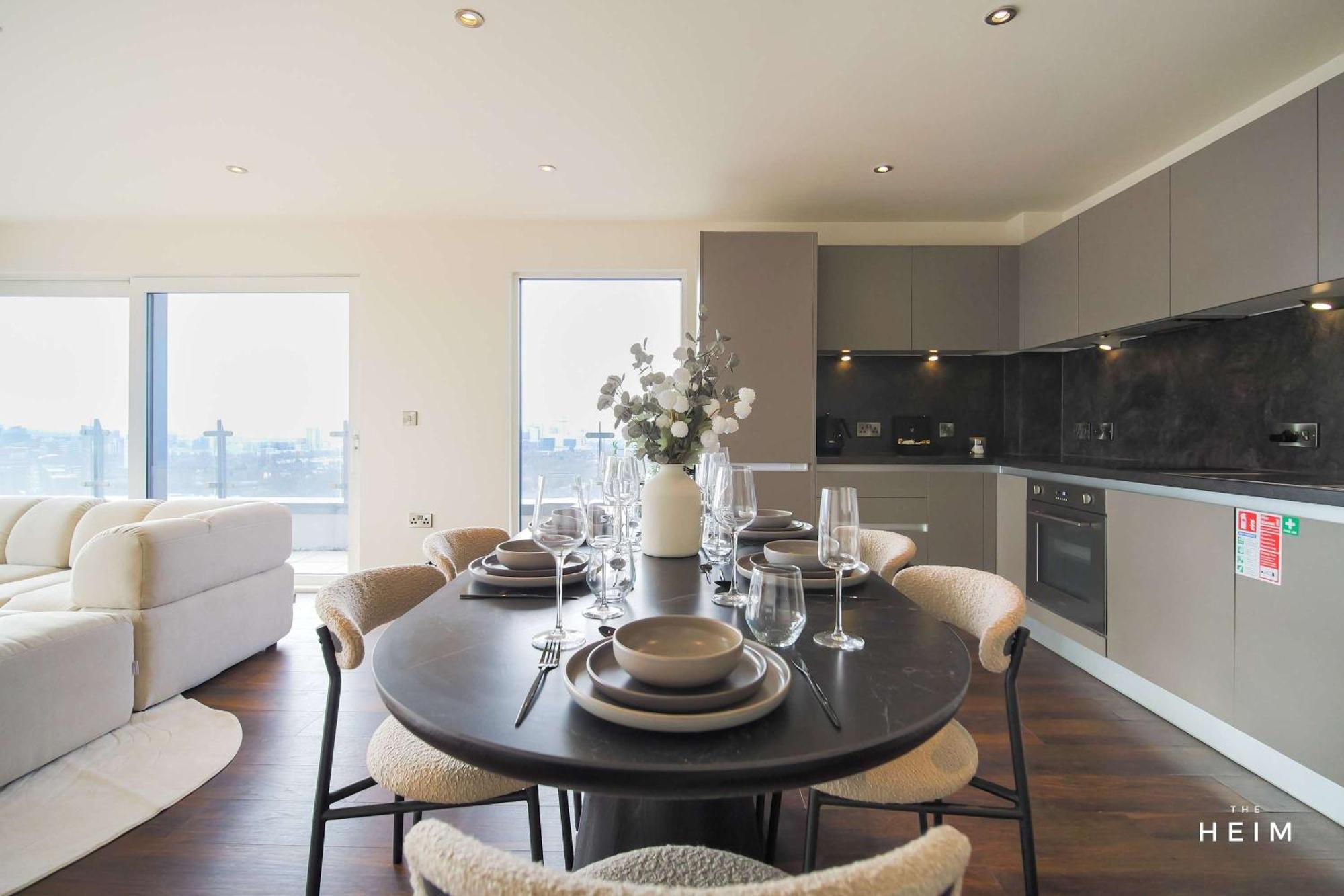 Apartment Altitude By The Heim Residences