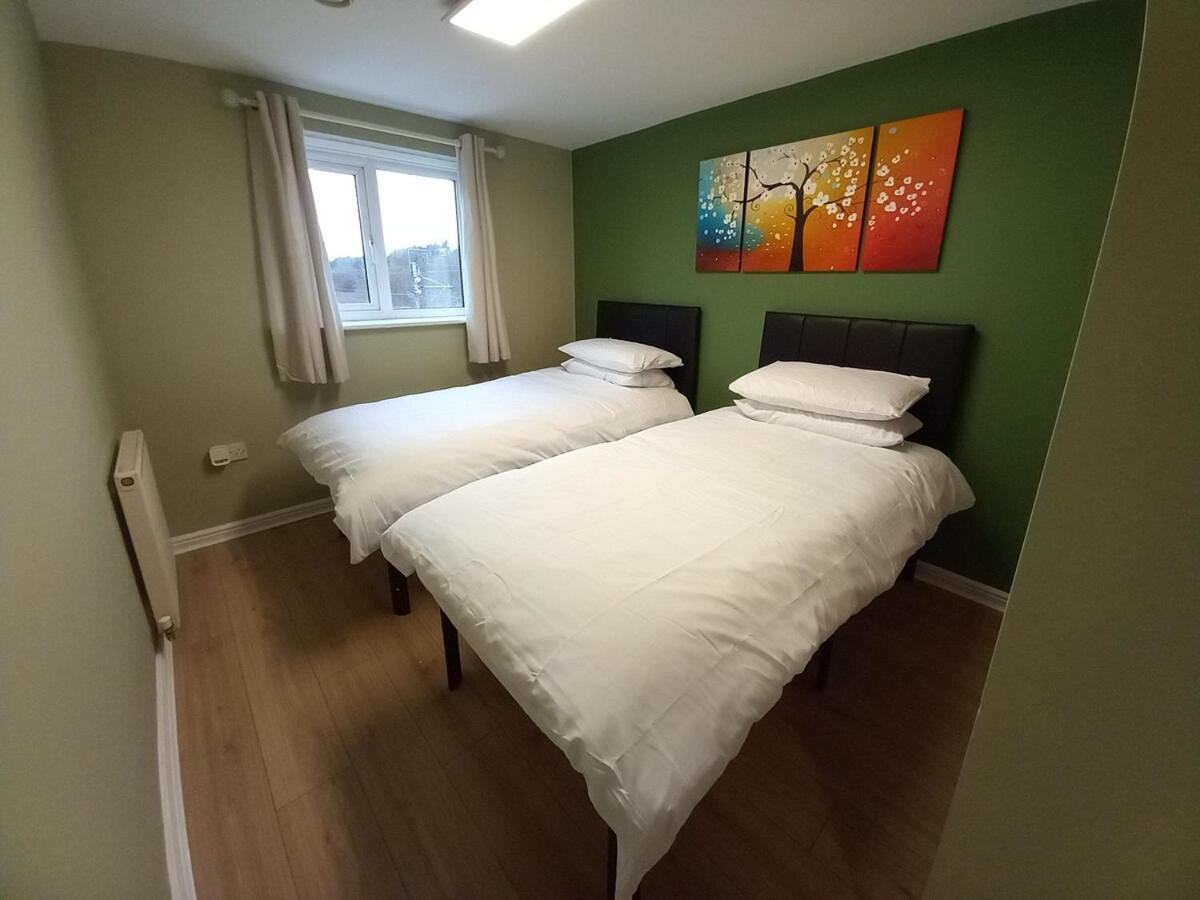 The Free Parking And Plenty Coffee Supplied Apartment! Apartment *