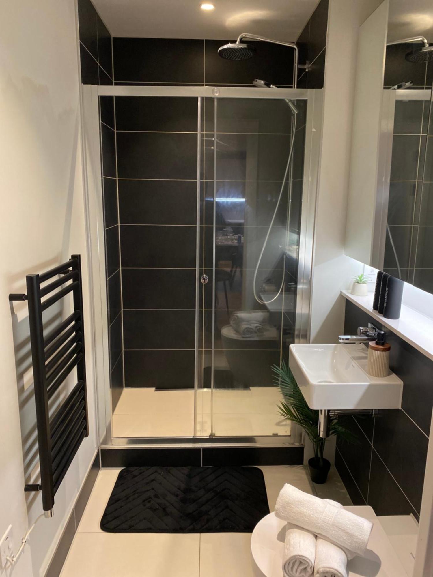 Bohemian With Terrace & Gym * Manchester