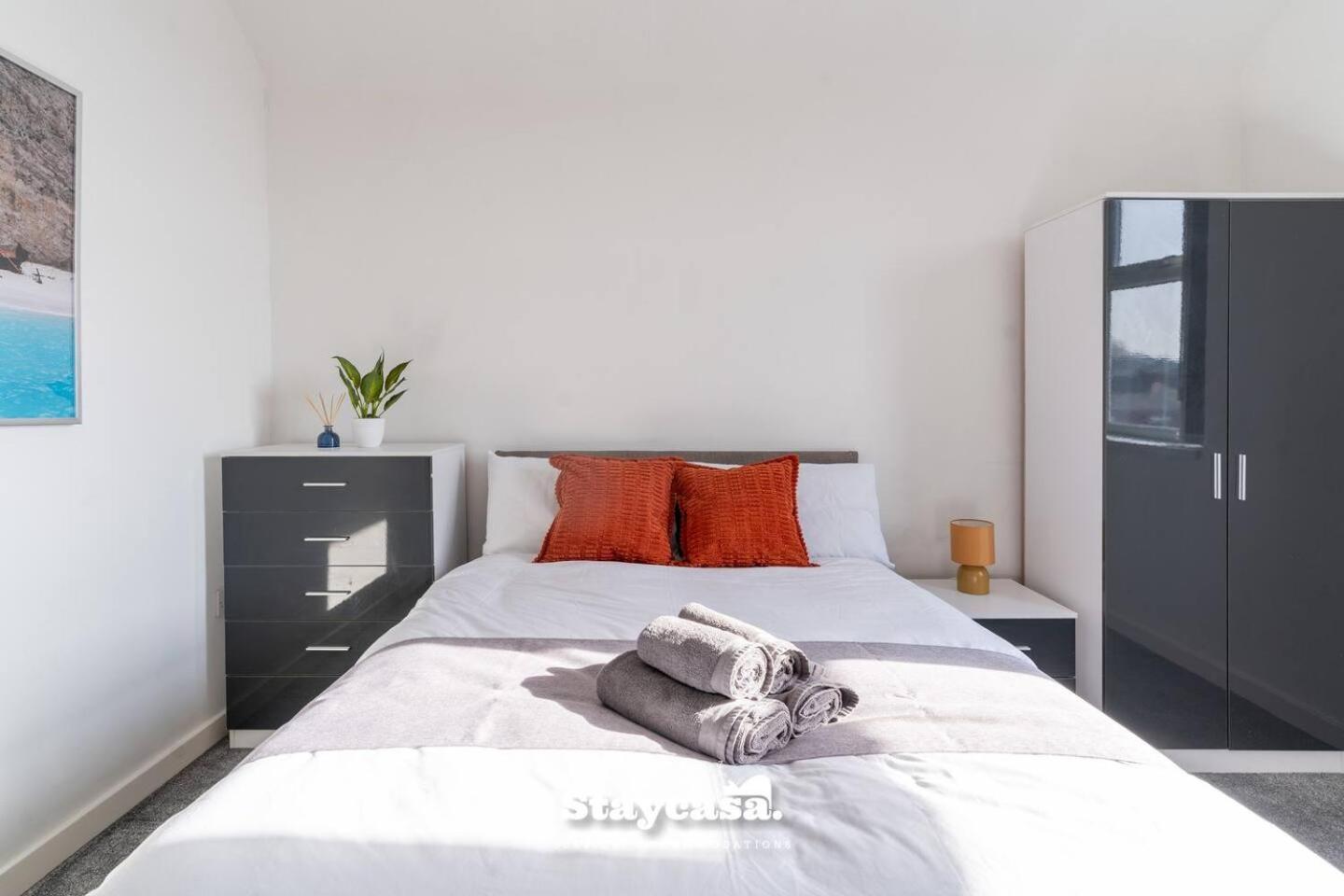 Apartment Casa Cove 2F Flat Free Parking - 5Min To Hospital Manchester