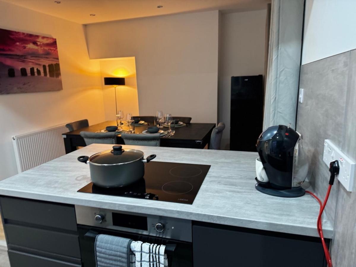 Apartment Betahouse -3br -pool Table -free Parking -spacious