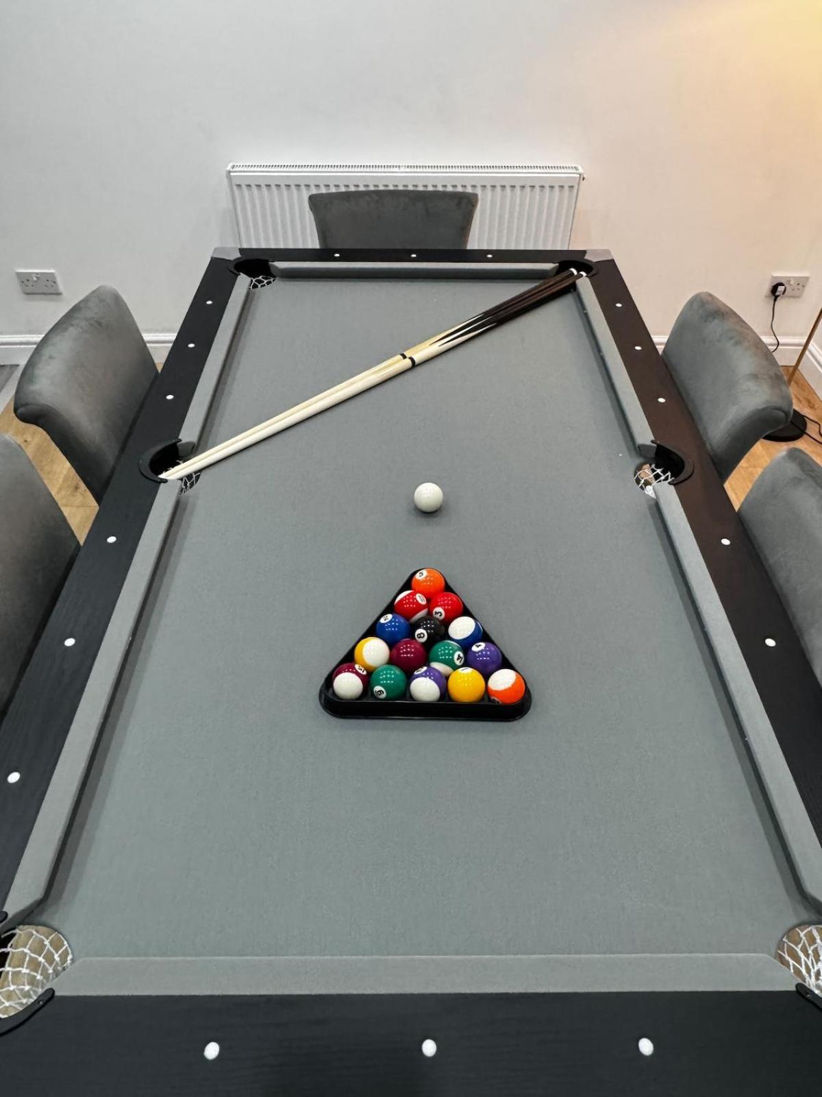 Betahouse -3br -pool Table -free Parking -spacious *