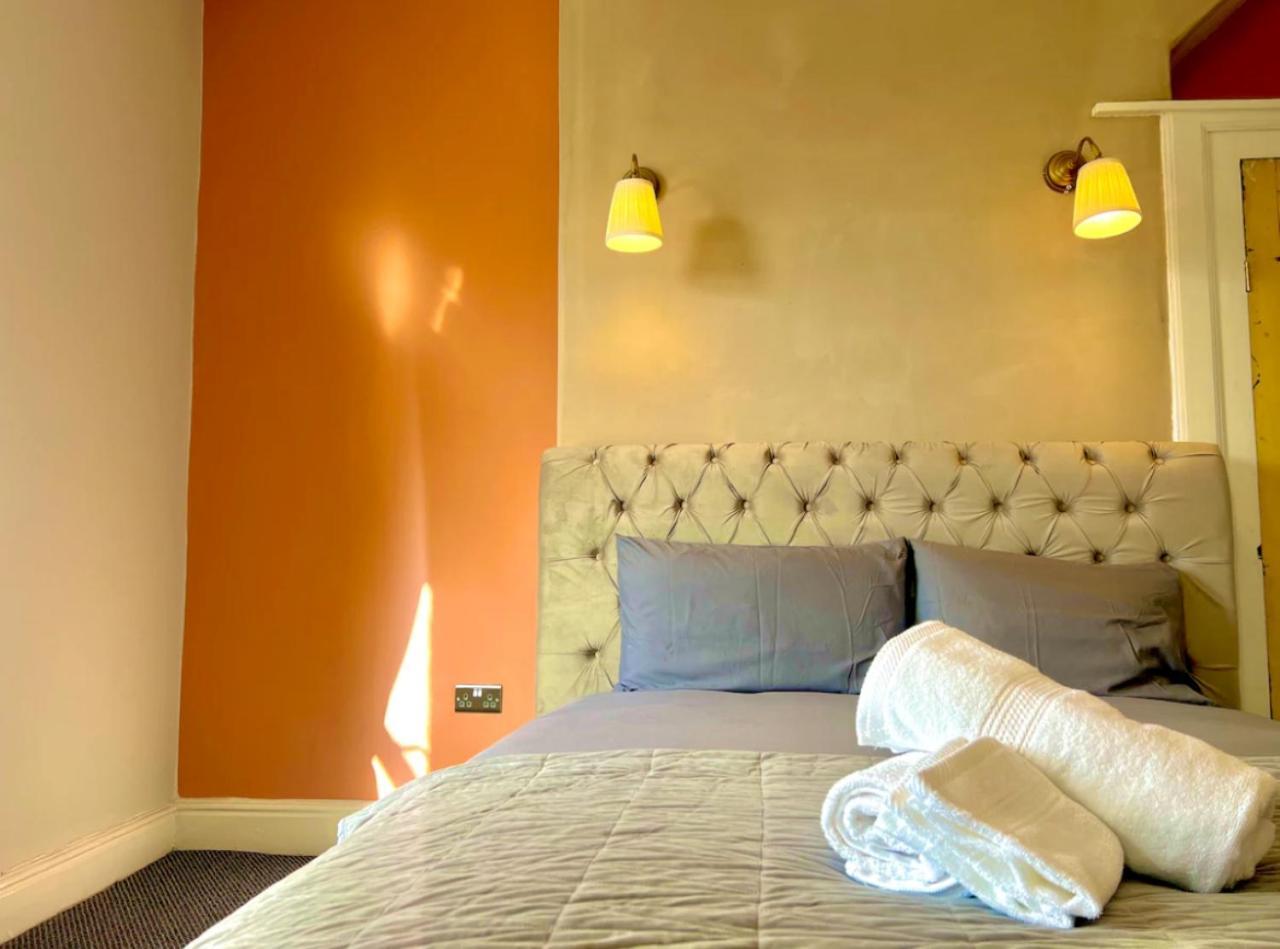 Holiday home Coop Arena, Etihad & Center! Spacious! Luxurious Entire Home, Sleep 4 Manchester