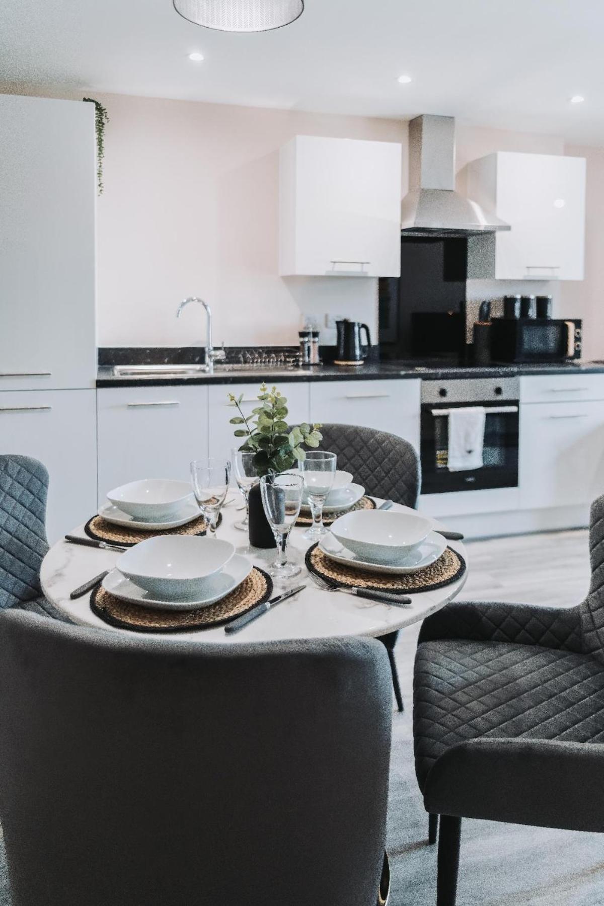 2 Bed 2 Bath Close To Ctre Sleeps 5 -free Parking Manchester