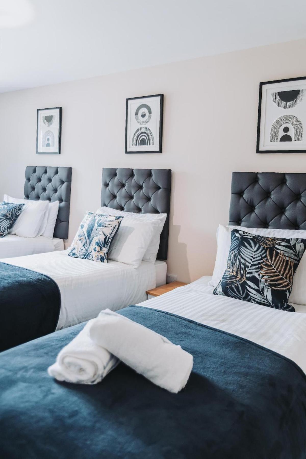 2 Bed 2 Bath Close To Ctre Sleeps 5 -free Parking