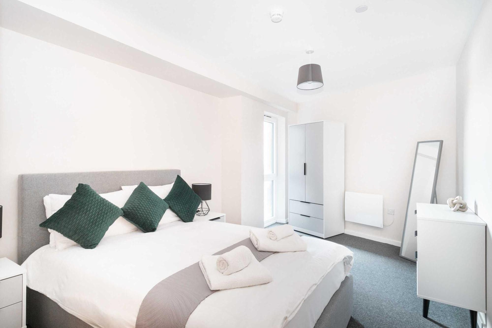Fabulous 2 Bedroom Apartment Manchester