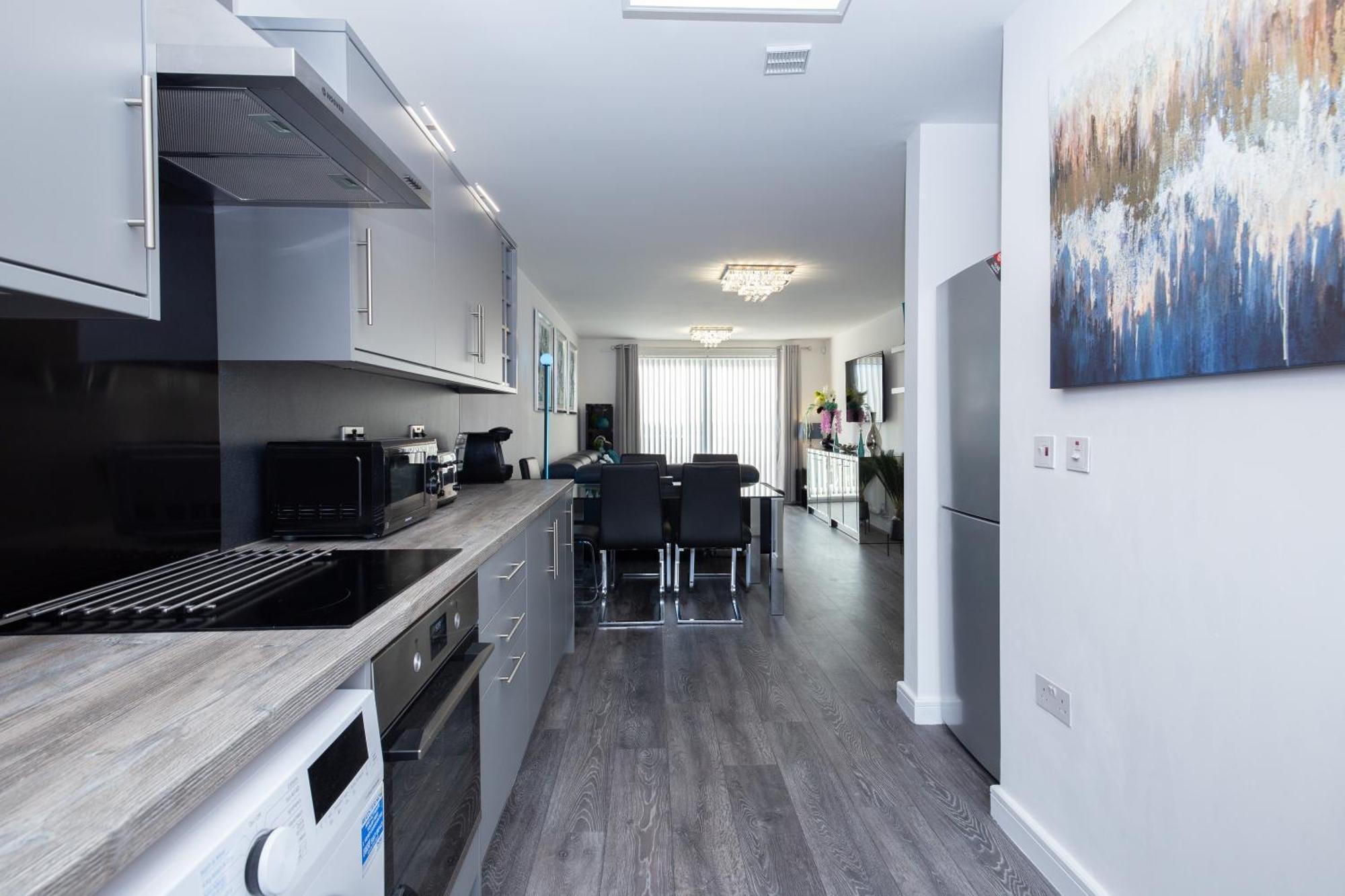 Waters Edge Apartment