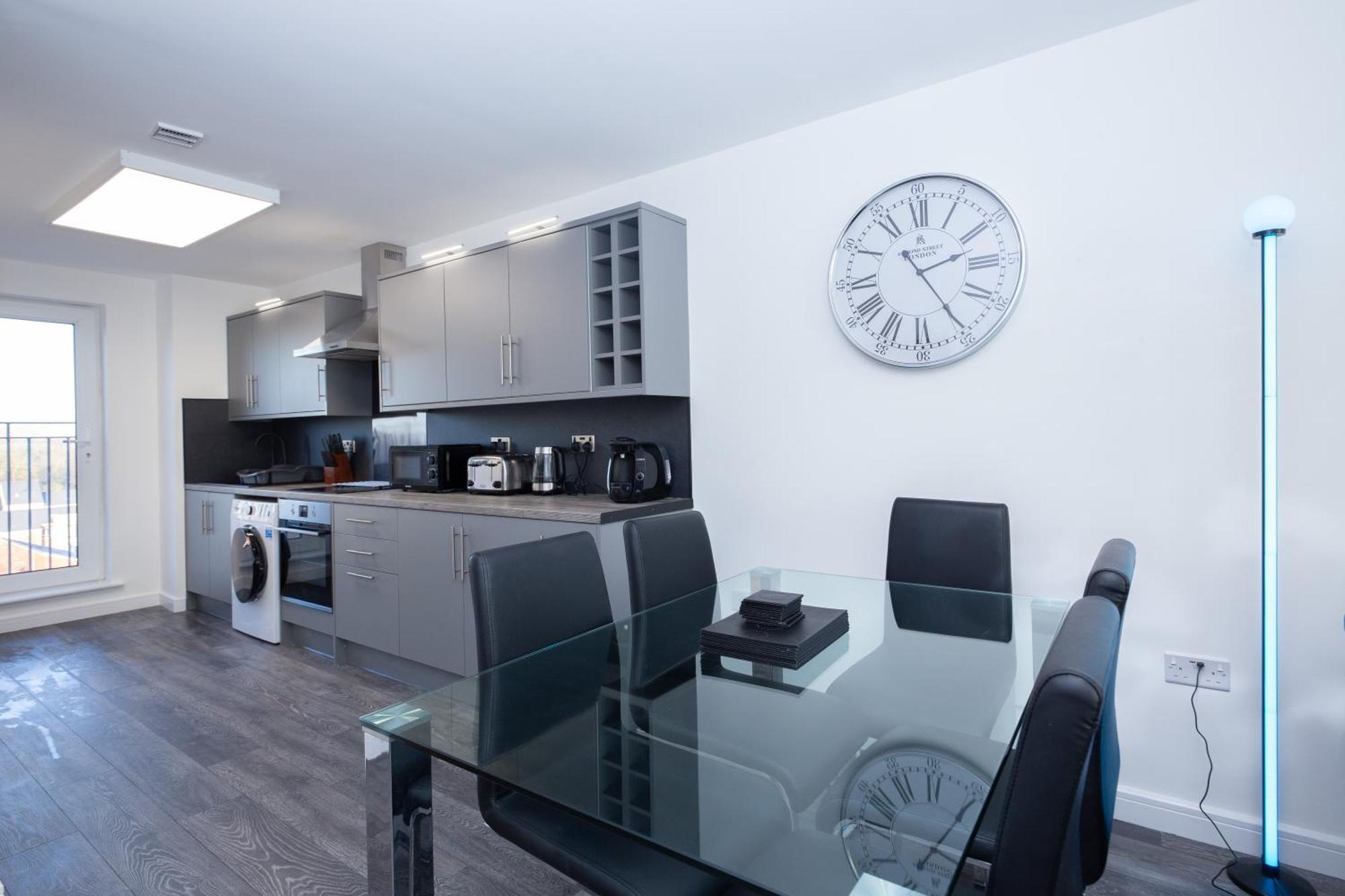 Waters Edge Apartment