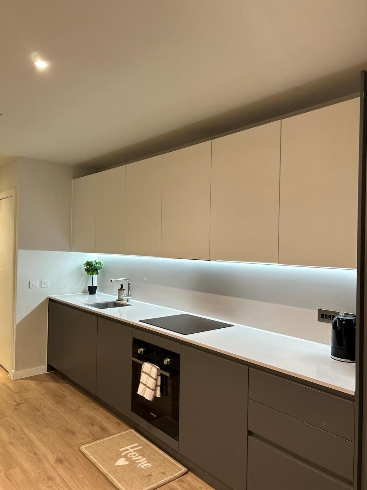 Apartment Spacious Terrace Gym Free Parking