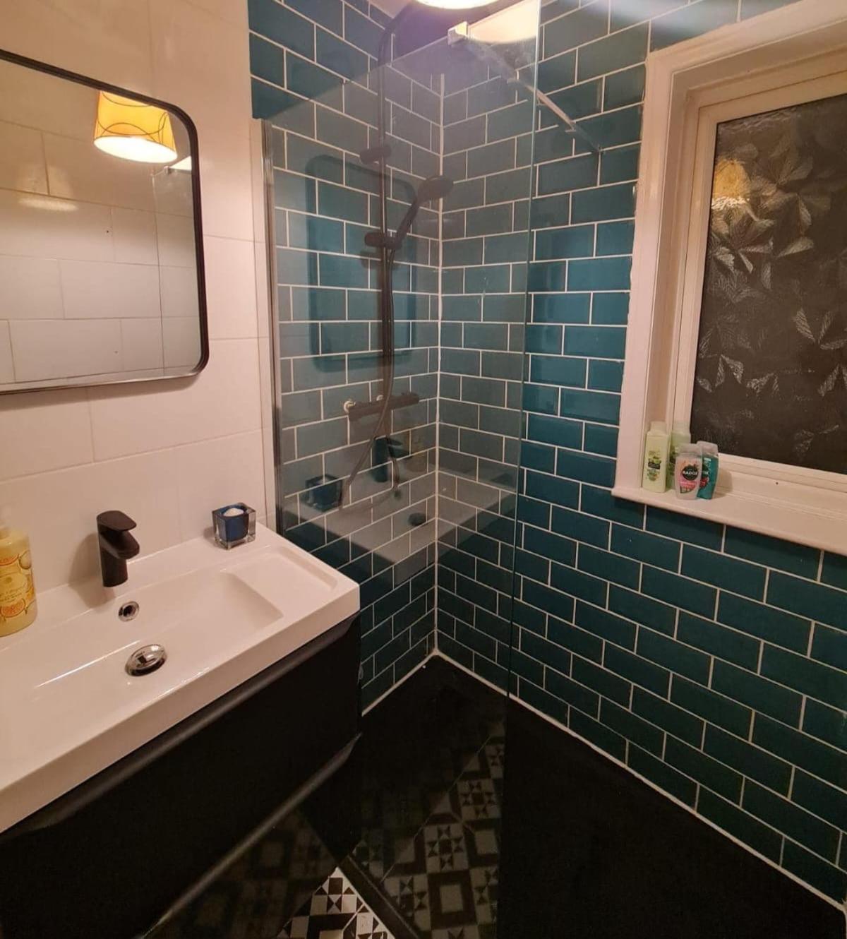 Holiday home Spacious 3-bedroom - Perfect For Families And Groups Manchester