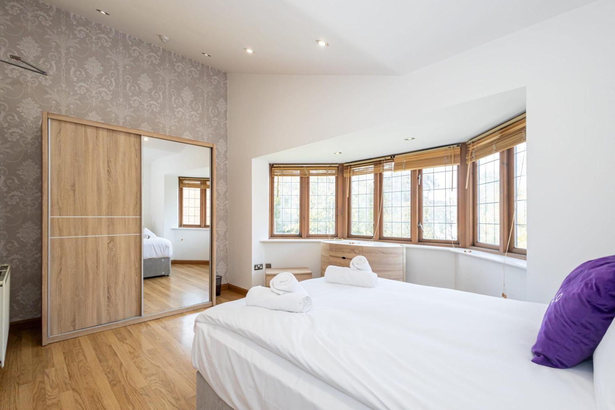 Apartment Pillo - Abbey Grove