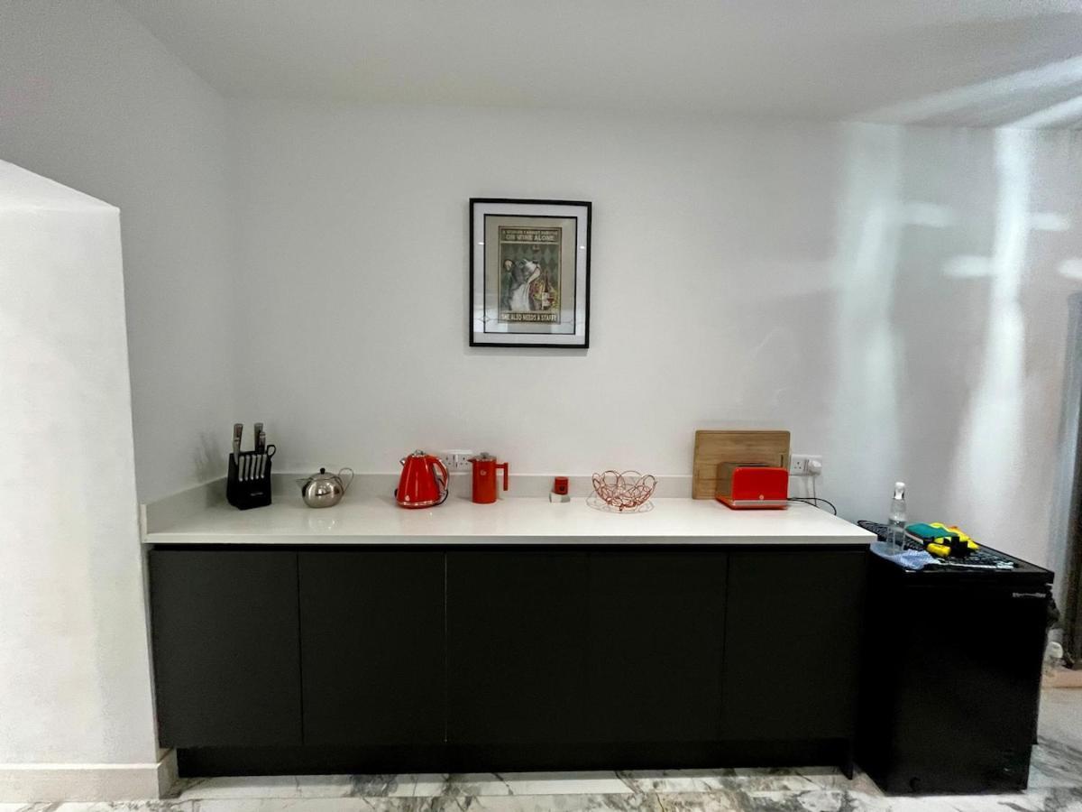 The 3-bed Luxe Sanctuary - Free Parking & Office *