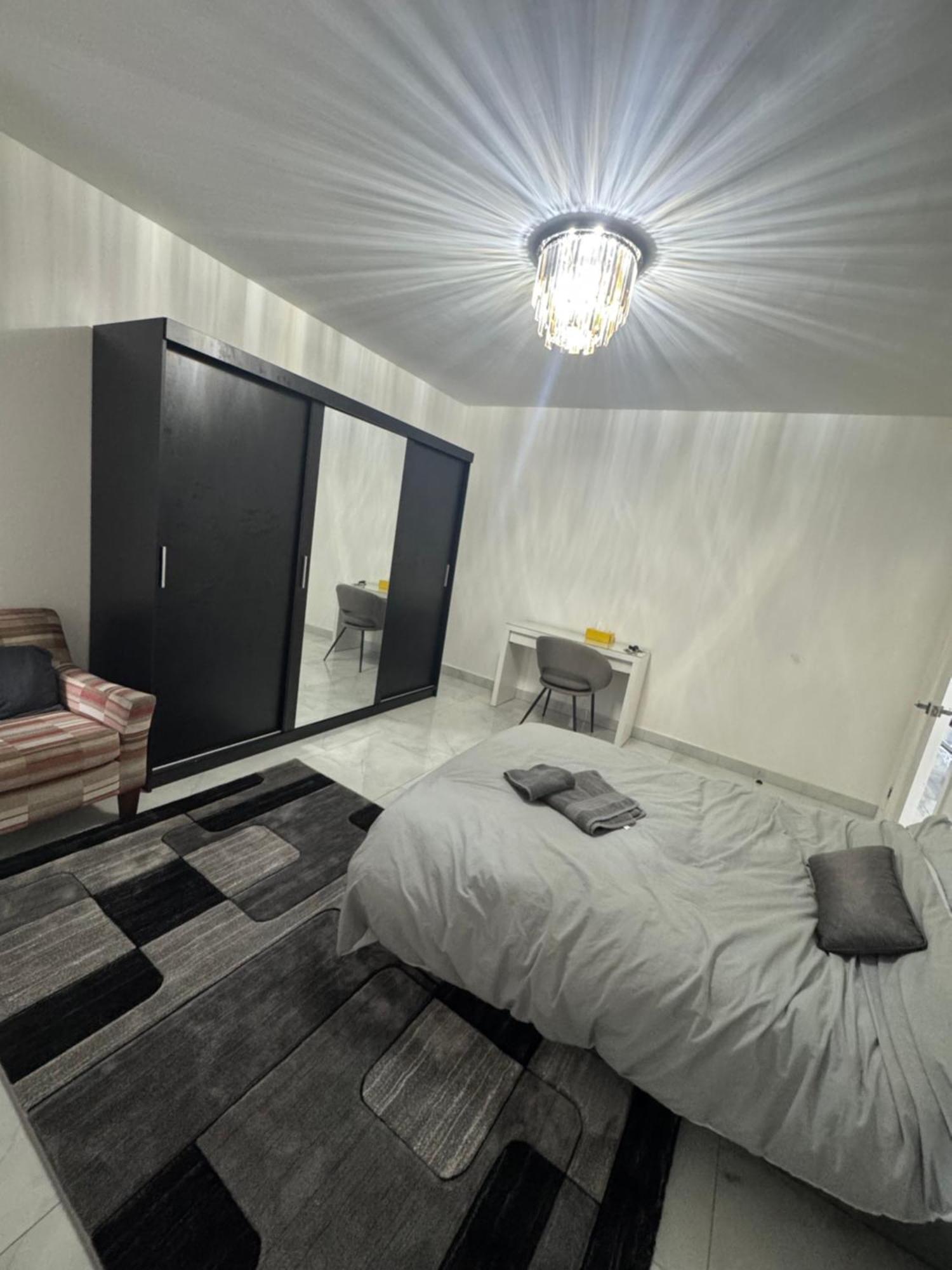 Homestay Elegant Estates Humble Abode 1