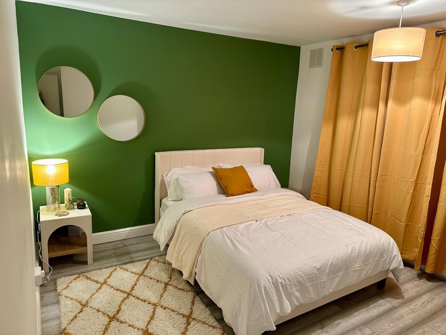 Cozy With Amenities Homestay *