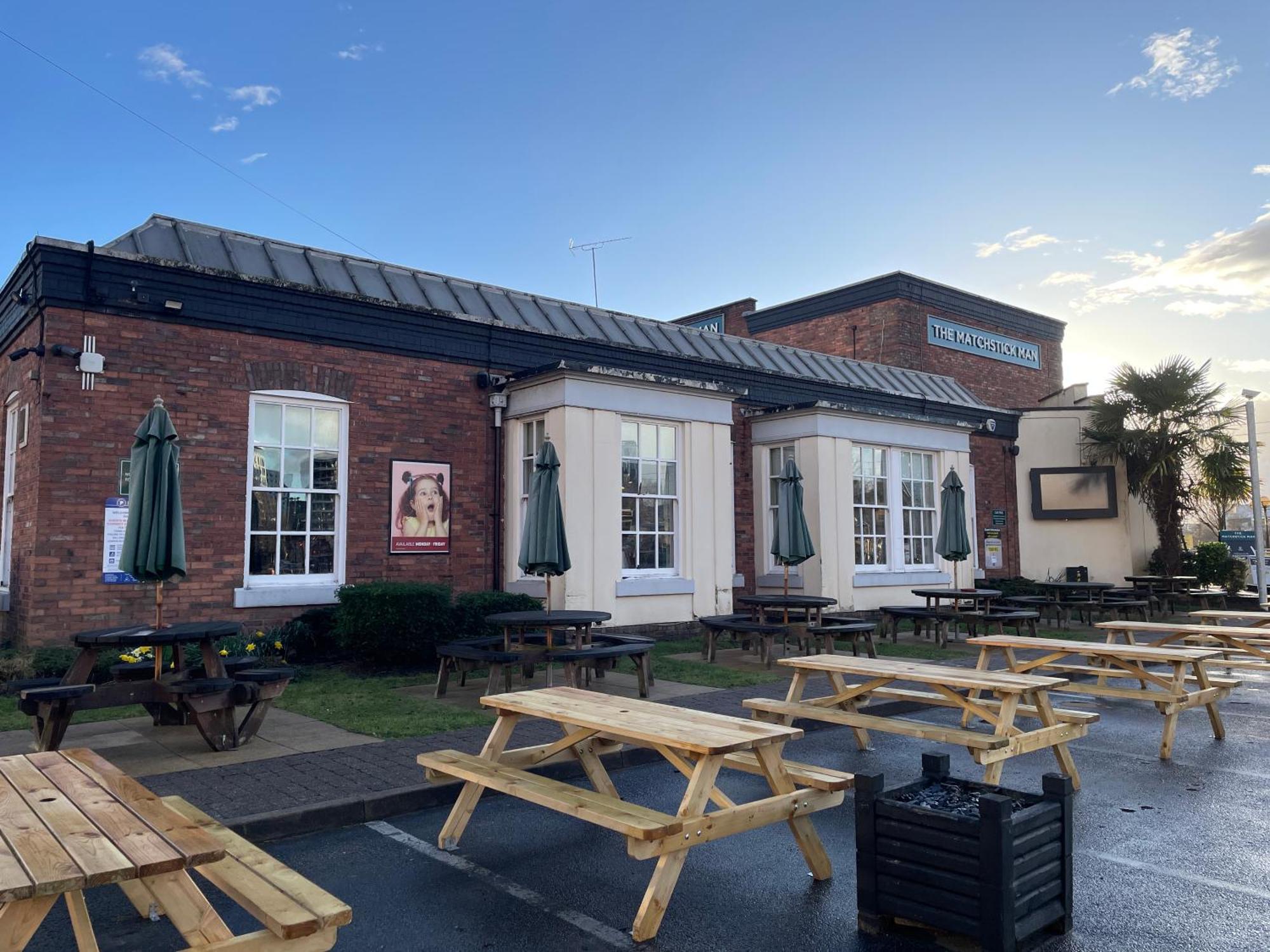 Entire Top-floor Views Near Media & United Apartment Manchester