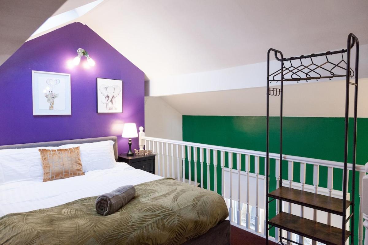 Victorian Elegance At Kingscliffe, Sleeps 17 Villa *