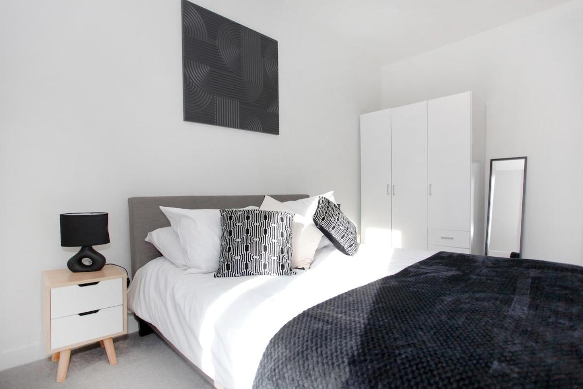 The Obsidian - 1 Bdr Flat Apartment Manchester