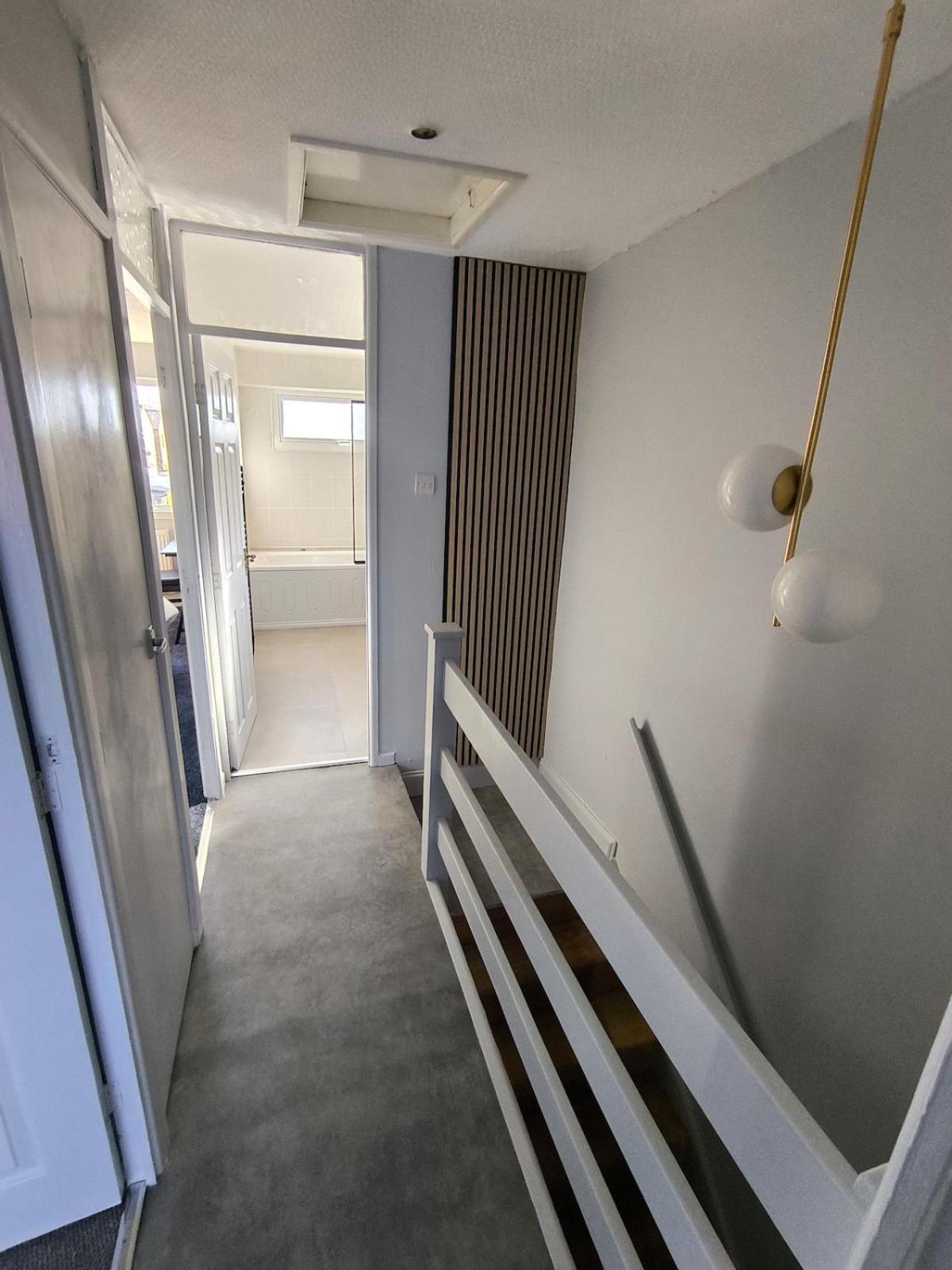 Spotless And Spacious Holiday home *