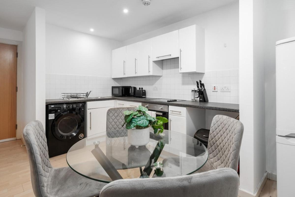 Luxury 2 Bed Centre Free Parking * Manchester