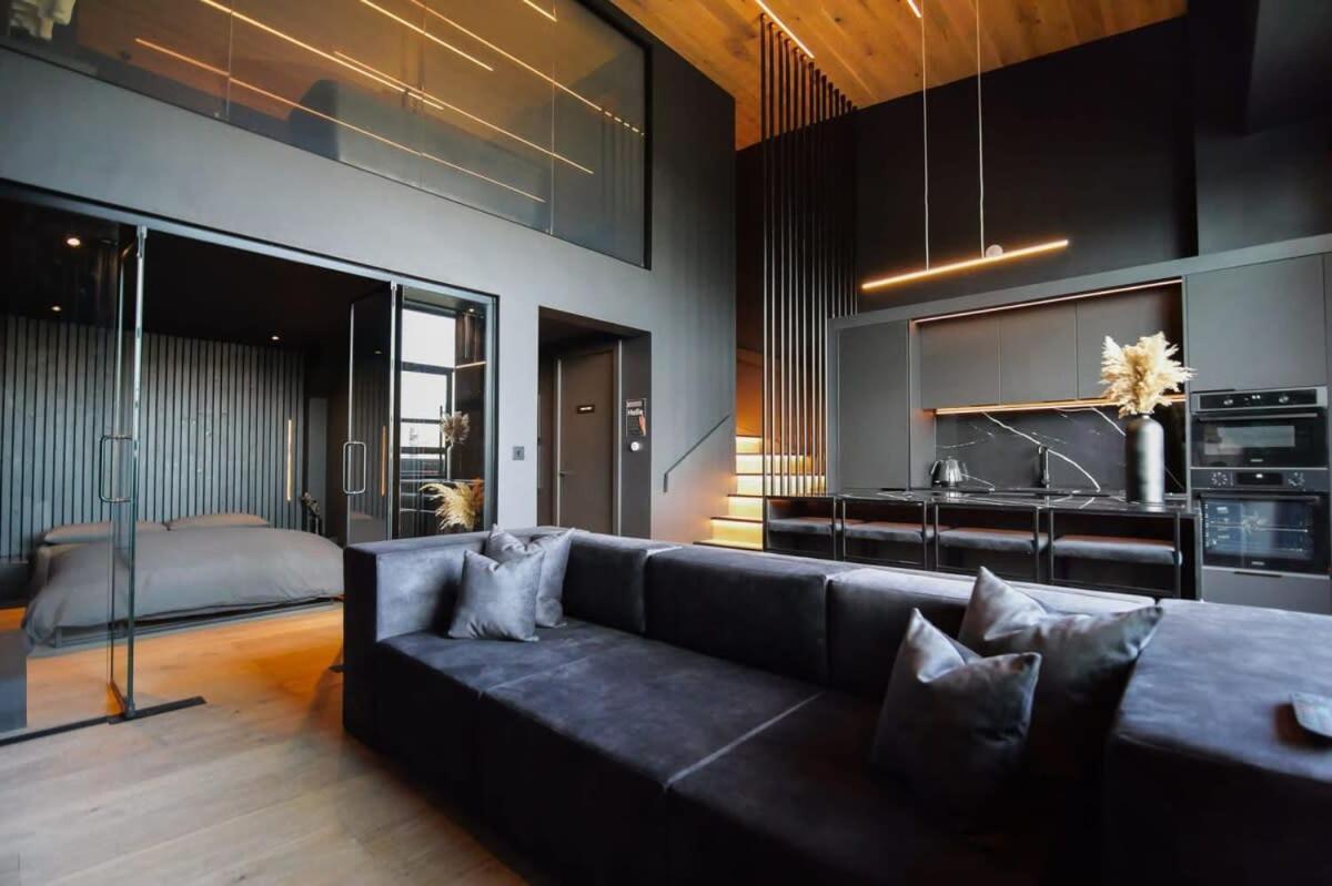 Apartment Noir By The Heim Residences Manchester