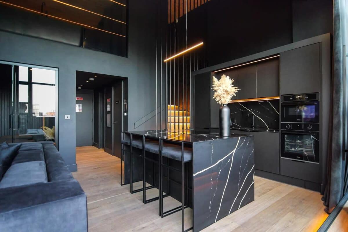 Noir By The Heim Residences