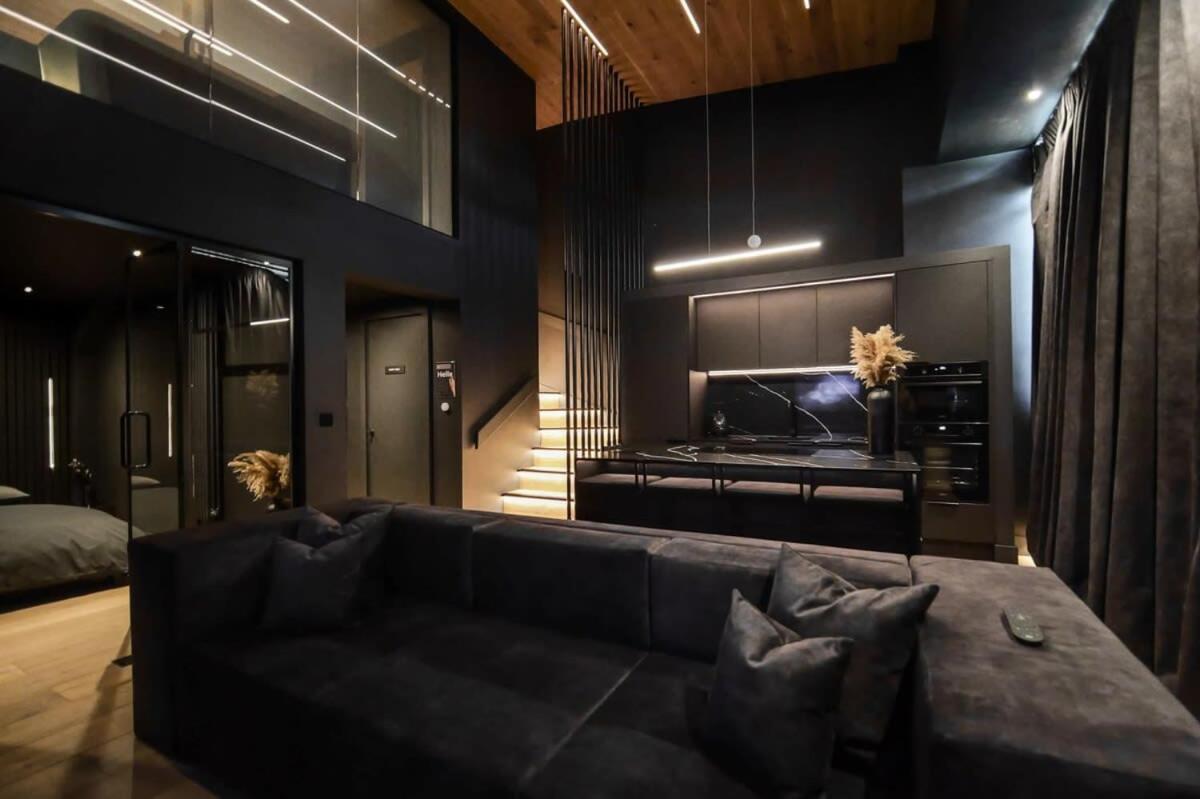 Apartment Noir By The Heim Residences *